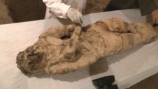 В египетском Луксоре нашли мумию - Sputnik Кыргызстан