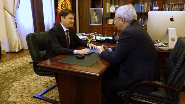 Кулматов возвращается на таможню — как Исаков представил нового главу ГТС - Sputnik Кыргызстан