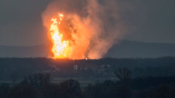 Взрыв на газовом хранилище Баумгартен в Австрии - Sputnik Кыргызстан