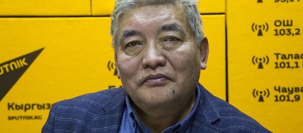 Белгилүү теле алып баруучу Олжобай Токтосунов. Архив - Sputnik Кыргызстан