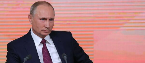 Ежегодная большая пресс-конференция президента РФ Владимира Путина - Sputnik Кыргызстан