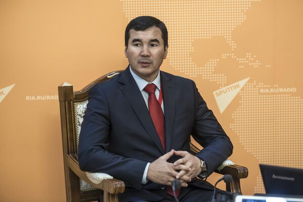 Полпред правительства в области Узарбек Жылкыбаев - Sputnik Кыргызстан