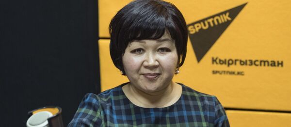 Главный специалист Управления школьного образования Минобразования Назгуль Мусаева - Sputnik Кыргызстан