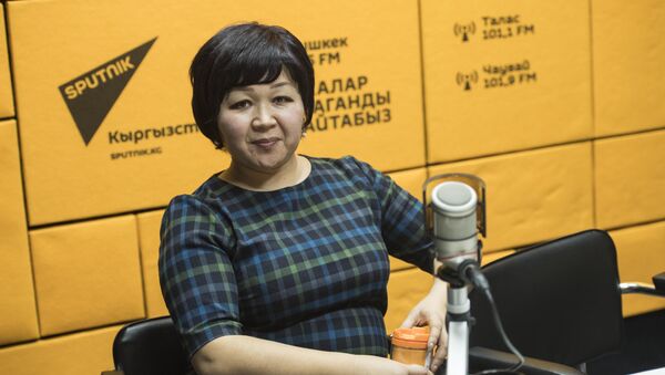 Главный специалист Управления школьного образования Минобразования Назгуль Мусаева - Sputnik Кыргызстан