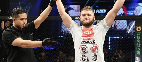 Кикбоксер из Кыргызстана Рафаэль Физиев - Sputnik Кыргызстан