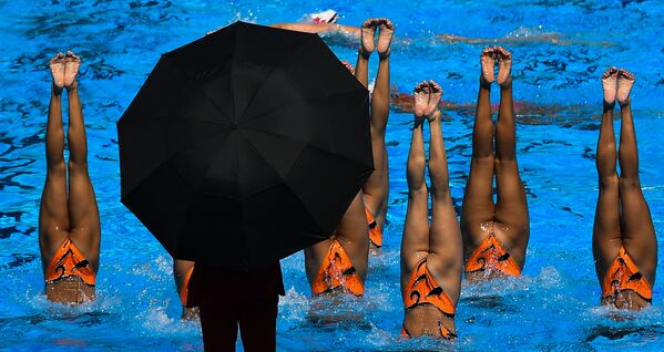 Чемпионат мира FINA 2017. Синхронное плавание. Группы. Техническая программа. Финал - Sputnik Кыргызстан