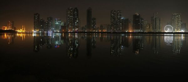 Город Шарджи в ОАЭ Город Шарджи в ОАЭ - Sputnik Кыргызстан