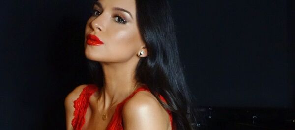 Пианистка из Узбекистана Лола Астанова - Sputnik Кыргызстан