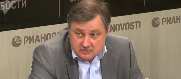 Российский политолог Дмитрий Евстафьев Российский политолог Дмитрий Евстафьев - Sputnik Кыргызстан