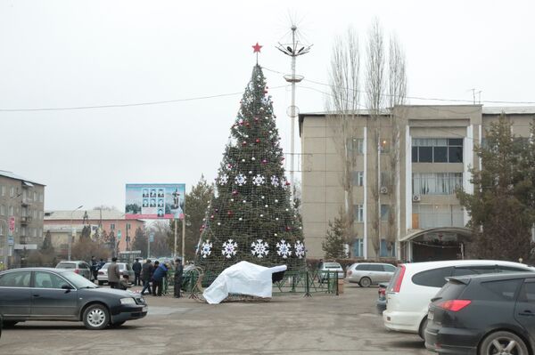 Новогоднее оформление городов Кыргызстана. Талас - Sputnik Кыргызстан