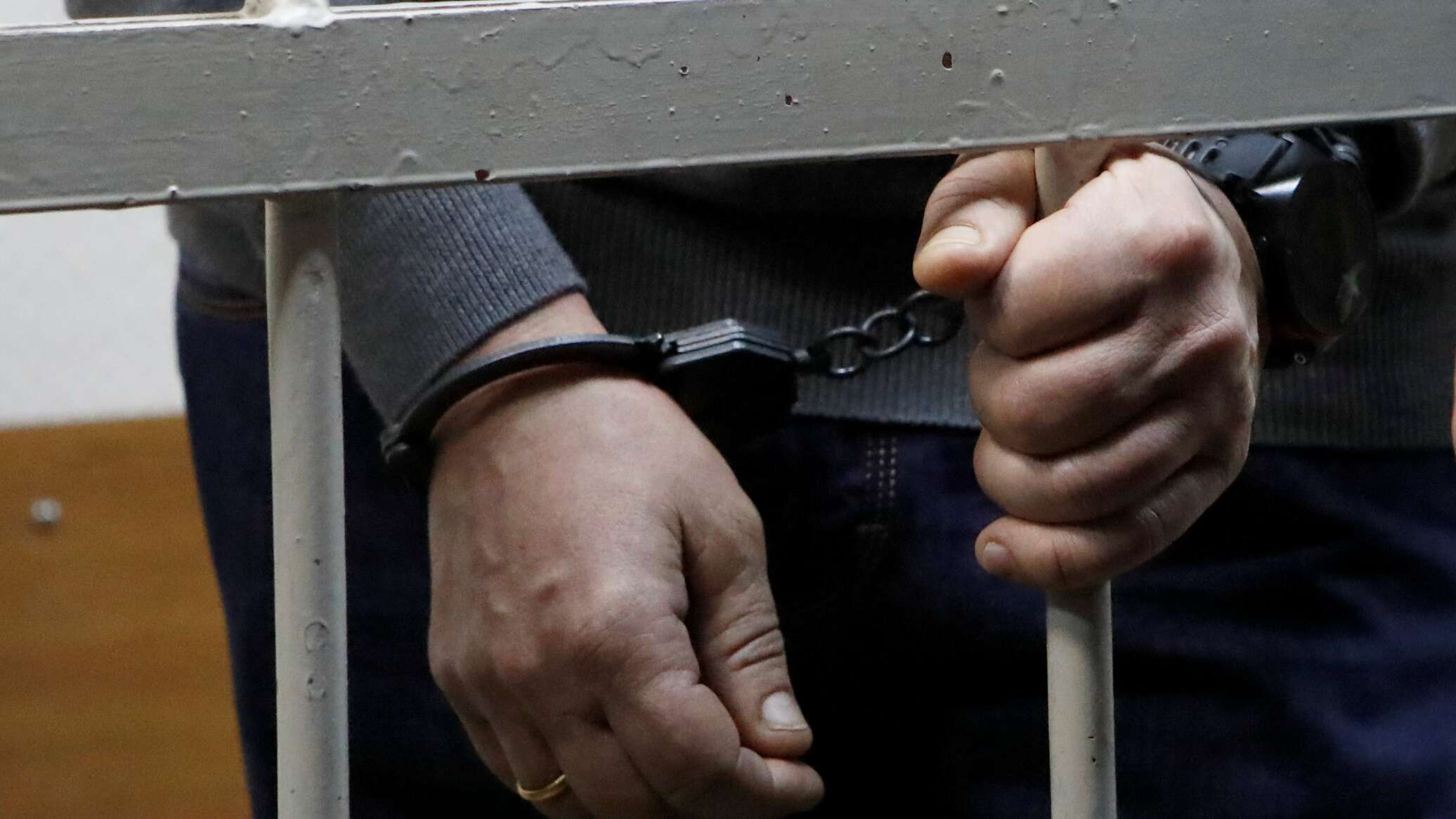 тюрьма в россии. судебная фотография. осужденные фото. за решеткой. осудили за призывы.