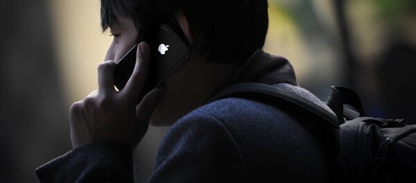 Продажа iPhone в Пекине - Sputnik Кыргызстан