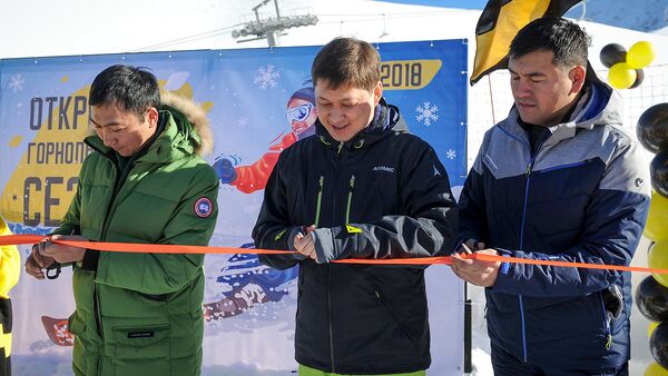 Официальное открытие зимнего туристического сезона 2017-2018 годов в Чунгурчаке - Sputnik Кыргызстан