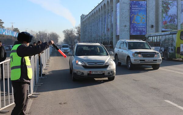 Мероприятие прошло на центральной площади Ала-Тоо - Sputnik Кыргызстан