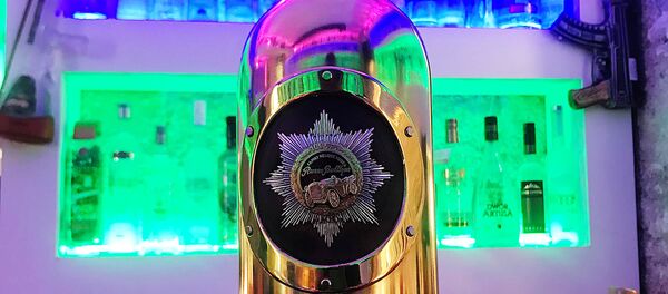 Кража бутылки водки Руссо-Балт ценой 1,3 миллиона долларов - Sputnik Кыргызстан