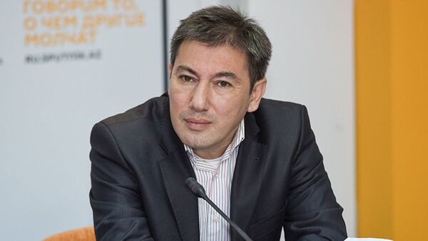 Политолог из Азербайджана Ильгар Велизаде - Sputnik Кыргызстан