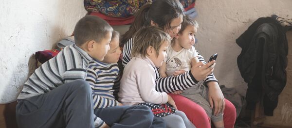 33 жаштагы Альбина Наврузованын жети баласы бар - Sputnik Кыргызстан