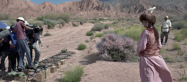 Дарак ыры тасмасын тартуу учурунда - Sputnik Кыргызстан