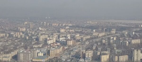 Видео, вызывающее возмущение, — бишкекчане сняли смог над городом - Sputnik Кыргызстан