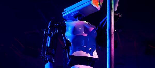 Роботы-стриптизерши исполнили танец на выставке в США — видео - Sputnik Кыргызстан