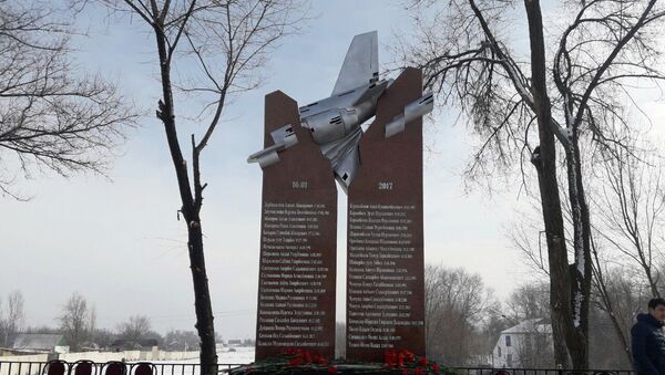 Открытие мемориального комплекса в память погибшим в поселке Дача СУ - Sputnik Кыргызстан