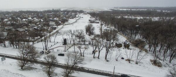 39 адамдын сөөгү табылган жердин азыркы көрүнүшү. Дача СУдан тартылган кадрлар - Sputnik Кыргызстан
