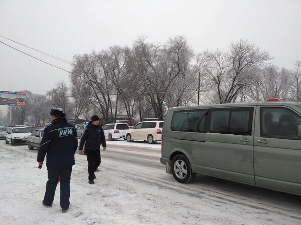 Крупнейший авторынок страны РИОМ - Sputnik Кыргызстан