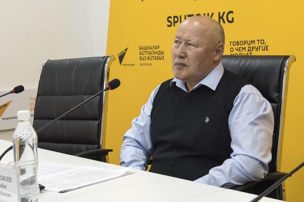 Экс-начальник Генерального штаба Вооруженных сил КР Асанбек Алымкожоев - Sputnik Кыргызстан