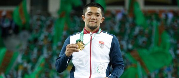 Кыргызстандын грек-рим күрөшүнүн балбаны Калы Сулайманов. Архив - Sputnik Кыргызстан