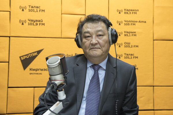 Министр здравоохранения КР Талантбек Батыралиев - Sputnik Кыргызстан