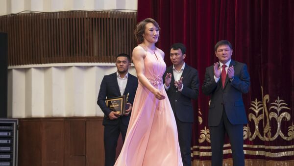 Чемпионка мира по борьбе Айсулуу Тыныбекова. Архивное фото - Sputnik Кыргызстан