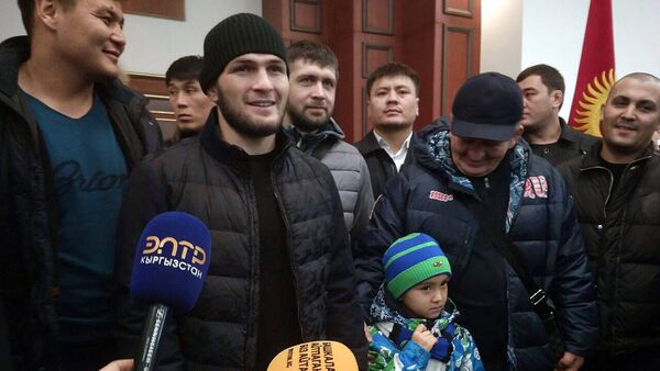 Боец UFC Хабиб Нурмагомедов в Бишкеке - Sputnik Кыргызстан