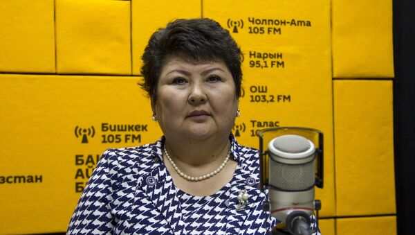 Директор централизованной системы библиотек Гулсайра Дандыбаева - Sputnik Кыргызстан