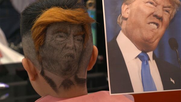 Необычный парикмахер рисует на головах клиентов — видео - Sputnik Кыргызстан