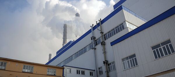 Премьер-министр Сапар Исаков экстренно посетил ТЭЦ города Бишкек - Sputnik Кыргызстан