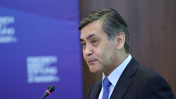 Министр по делам религий и гражданского общества РК Нурлан Ермекбаев - Sputnik Кыргызстан