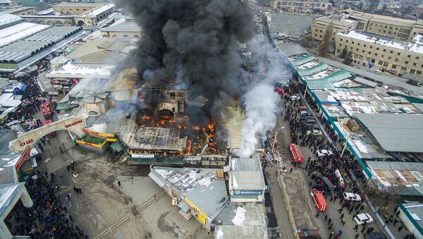 Фотофакт: крупный пожар на Ошском рынке - Sputnik Кыргызстан