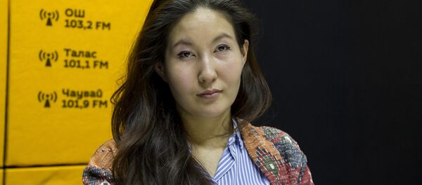 Эксперт Айнура Чекирова Эксперт Айнура Чекирова - Sputnik Кыргызстан