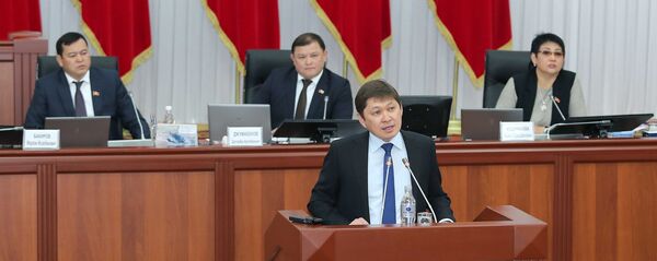 Заседание парламента о ситуации на ТЭЦ Бишкека - Sputnik Кыргызстан