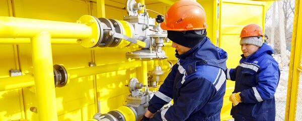 Бишкектин турак жайына газ берүү. Архив - Sputnik Кыргызстан