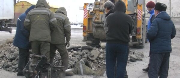 Сидели без света 6 дней подряд — возмутительная история бишкекчан. Видео - Sputnik Кыргызстан