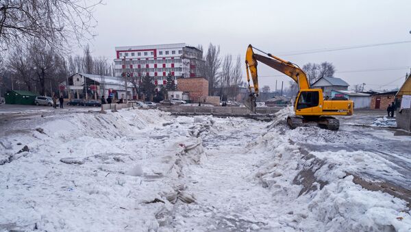 Река Ала-Арча вышла из берегов в Бишкеке - Sputnik Кыргызстан