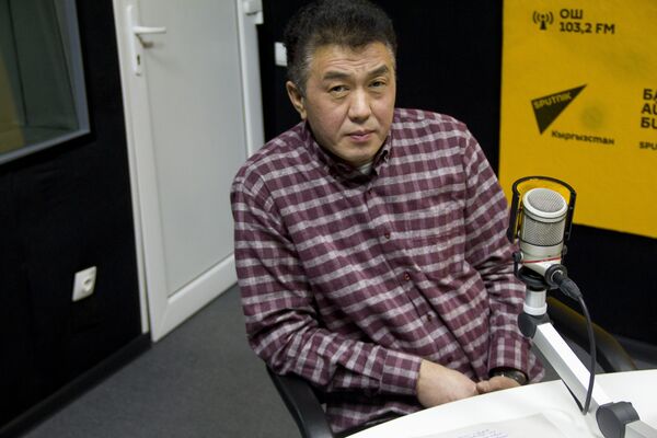 Заведующий отделением нейроинфекции Республиканской инфекционной больницы Канатбек Исаков - Sputnik Кыргызстан