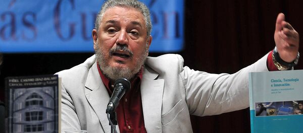 Старший сын бывшего кубинского лидера Фиделя Кастро, доктор наук Фидель Анхель Кастро Диас-Баларт. Архивное фото Старший сын бывшего кубинского лидера Фиделя Кастро, доктор наук Фидель Анхель Кастро Диас-Баларт. Архивное фото - Sputnik Кыргызстан