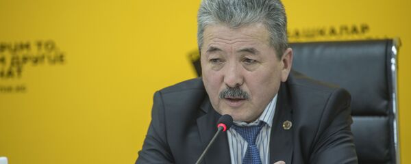 Финансы министри Адылбек Касымалиев Финансы министри Адылбек Касымалиев - Sputnik Кыргызстан