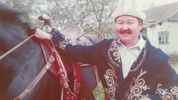 Мастер кожаных дел из Каракола Муктар Мендулатов - Sputnik Кыргызстан