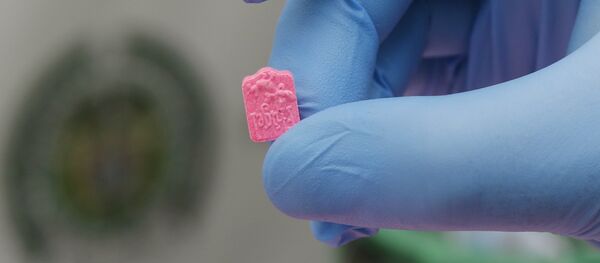 Рейд по выявлению наркотиков в Боготе - Sputnik Кыргызстан