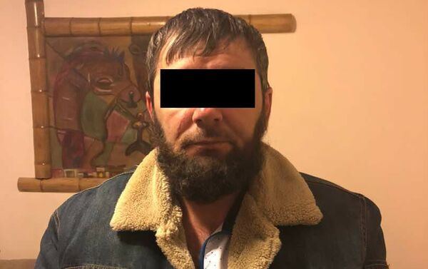 Задержанный, по подозрению в разбойных нападениях на магазины Бишкека и Чуйской области - Sputnik Кыргызстан