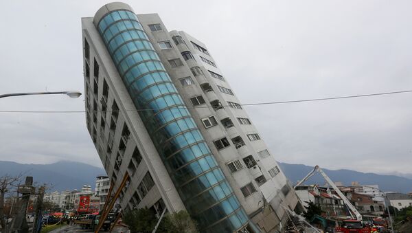 Последствия землетрясения на Тайване - Sputnik Кыргызстан