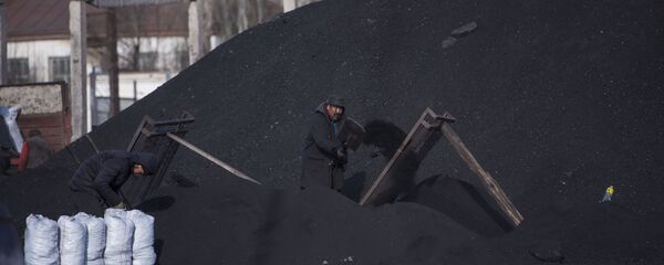 Көмүр. Архив - Sputnik Кыргызстан